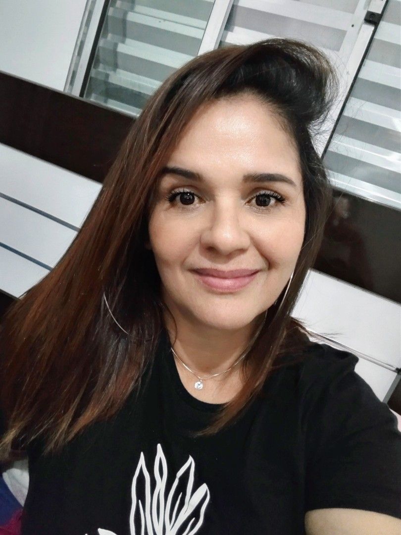 <em>Alba C.</em>